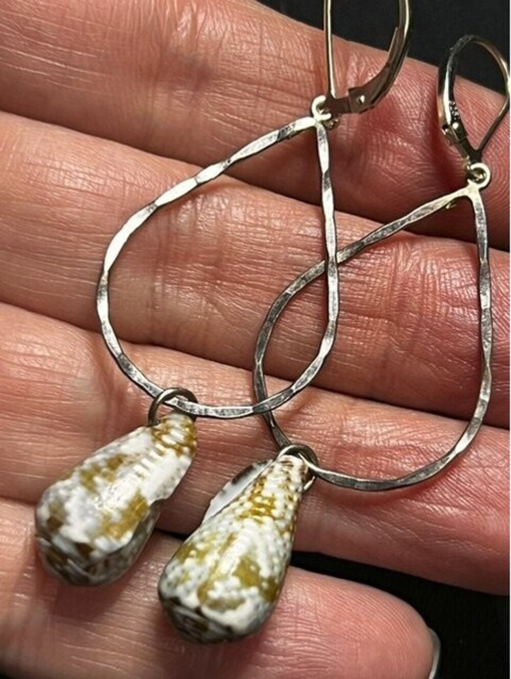 B7068 Natural Cone Shell Dangle Drop Earrings Sterling silver Leverback 2.5"